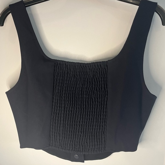 WAYF Cora Tailored Sleeveless Snap-Front Crop Top sz M - Midnight Navy - Picture 6 of 16